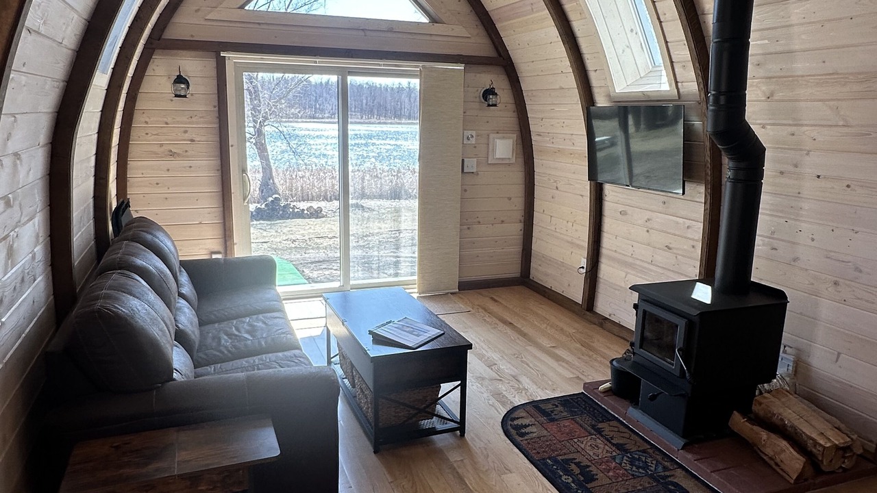 Photo of Livingroom in Alexandria