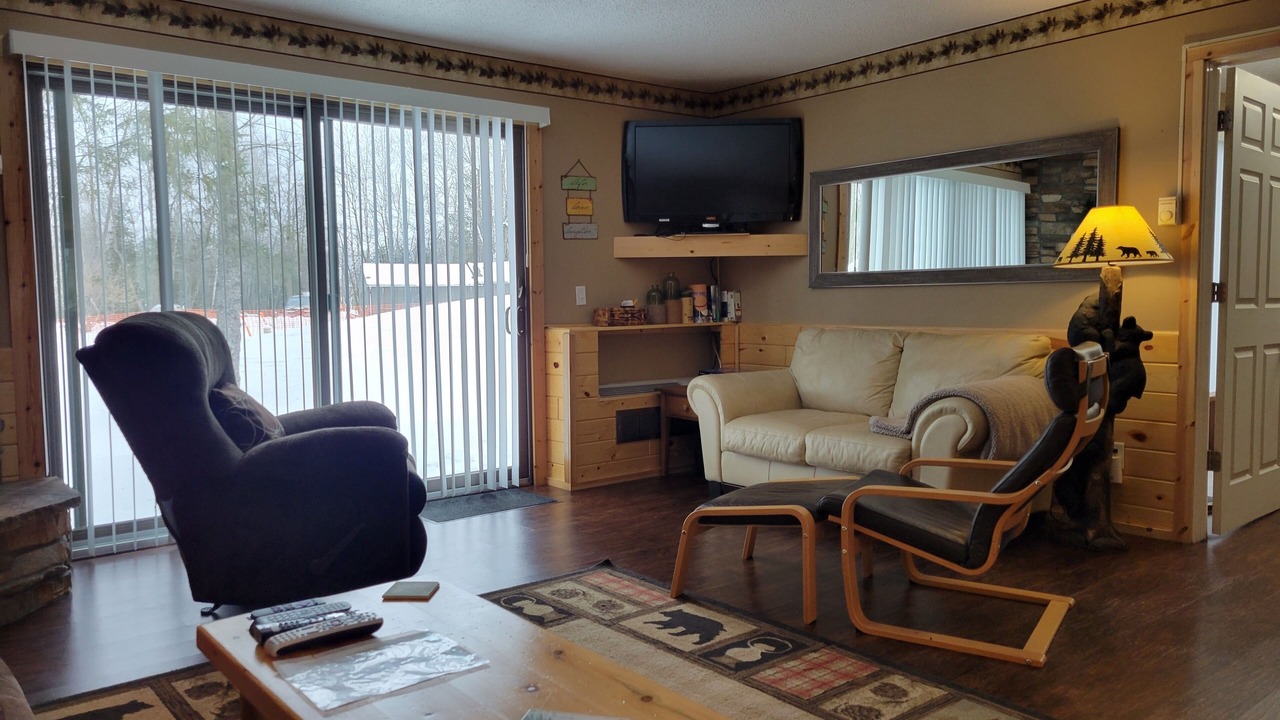 Photo of Livingroom in Hill City