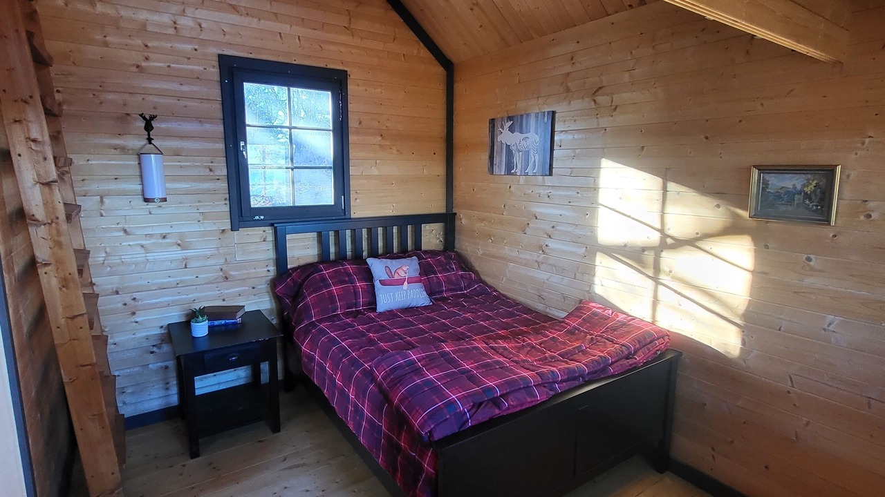 Photo of Bedroom in Central Frontenac