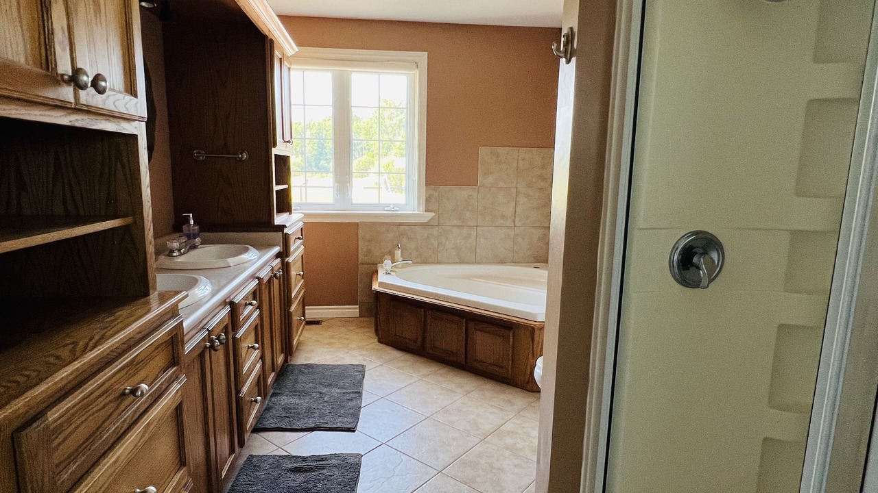 Photo of Bathroom in Port Colborne