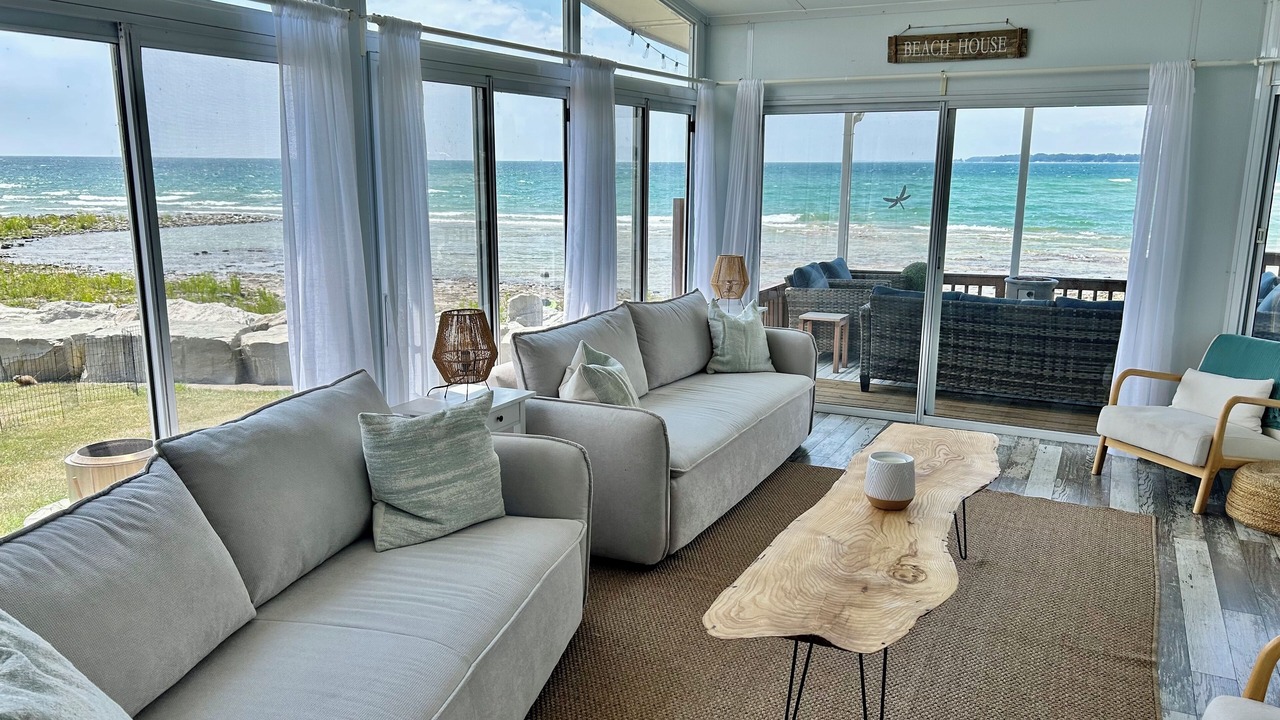 Photo of Livingroom in Sherkston