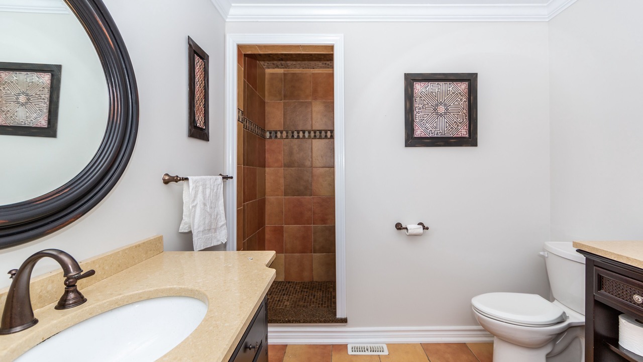 Photo of Bathroom in Central Elgin