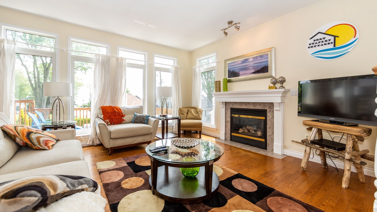 Photo of Livingroom in Port Stanley
