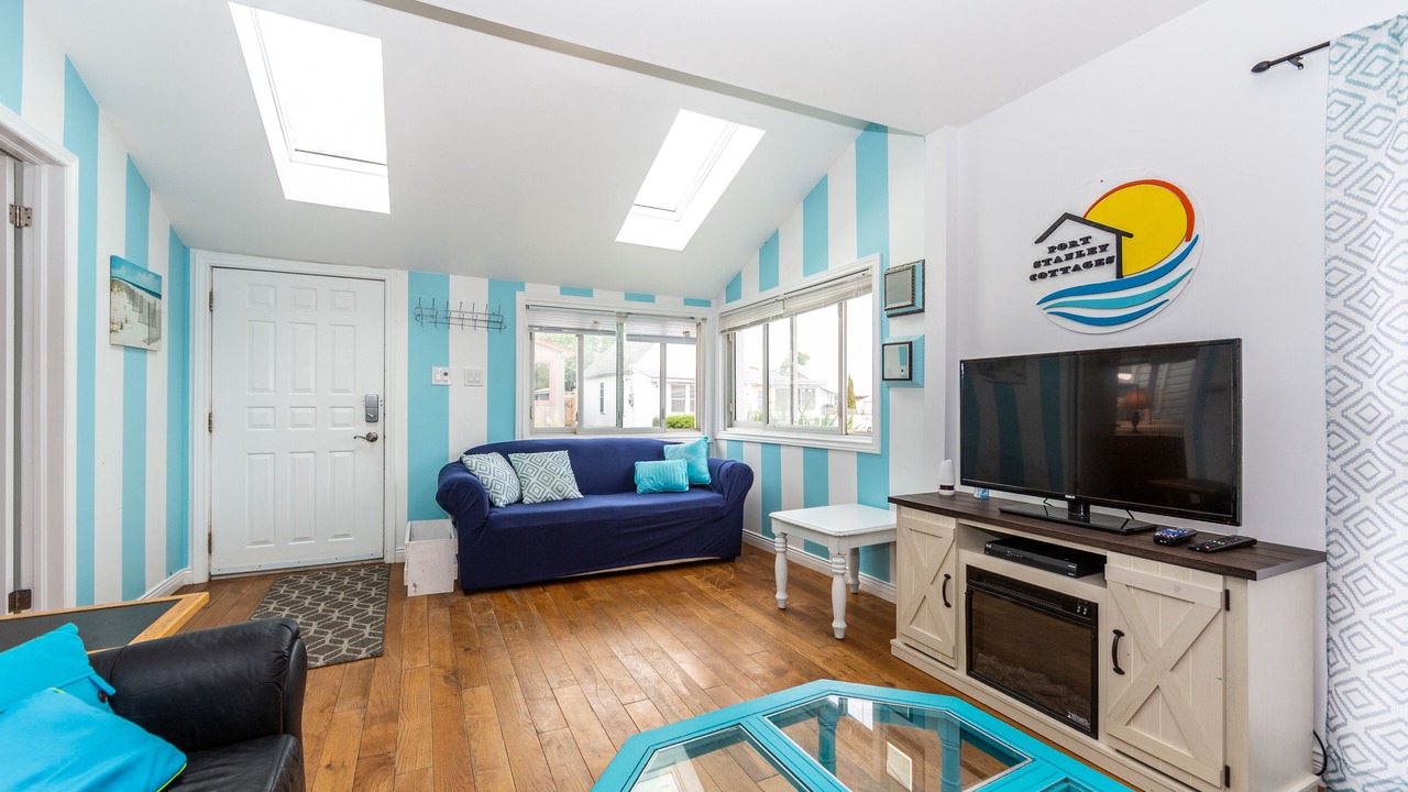 Photo of Livingroom in Port Stanley
