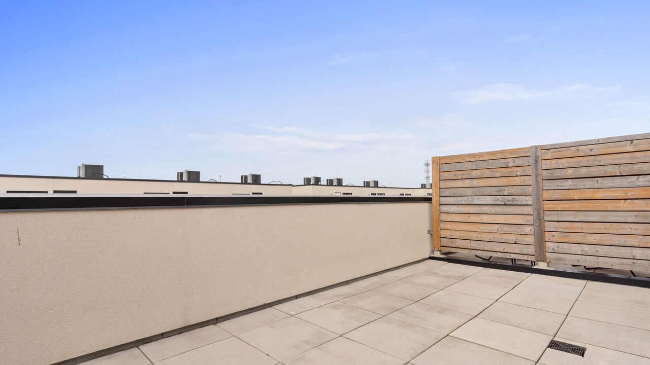 Photo of Patio Balcony in Aldershot