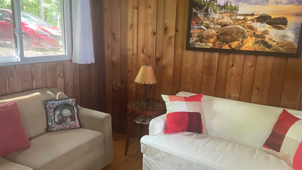 Photo of Livingroom in Tay Valley