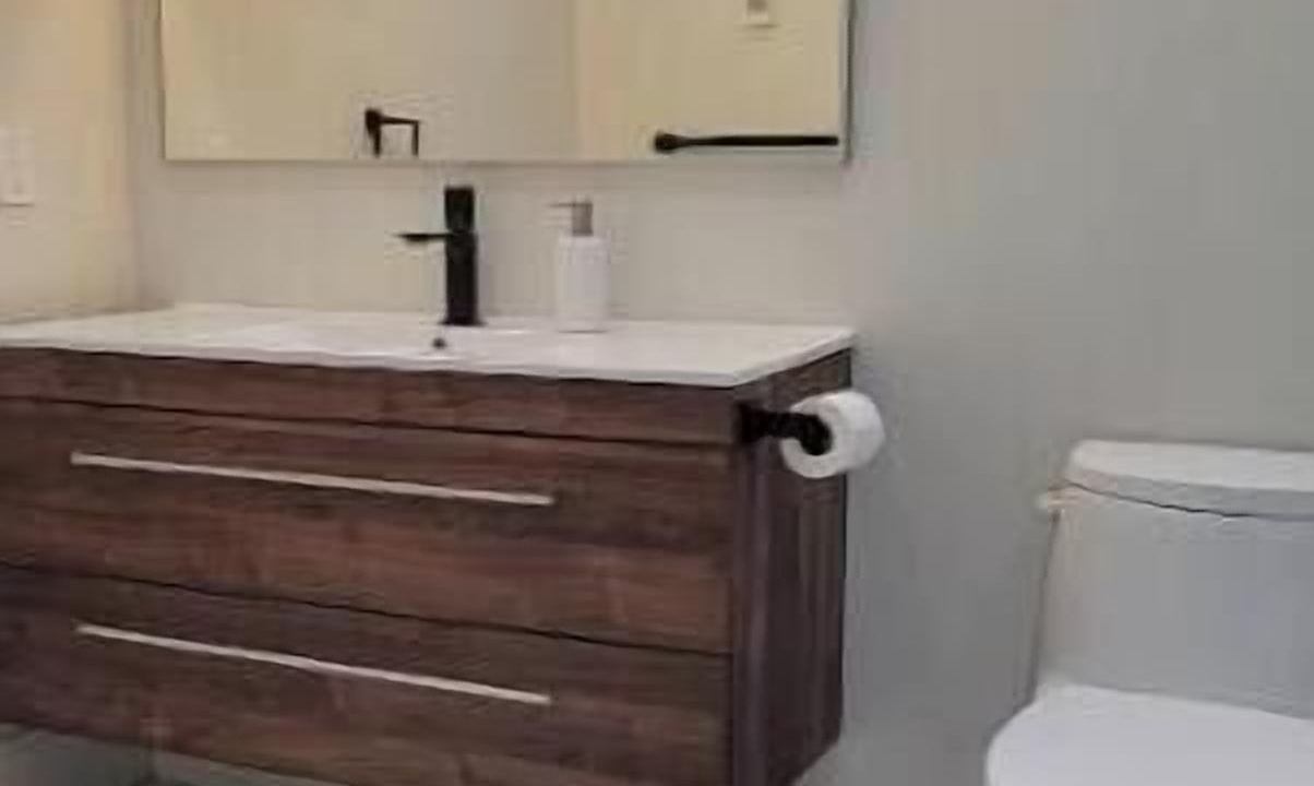 Photo of Bathroom in Tobermory