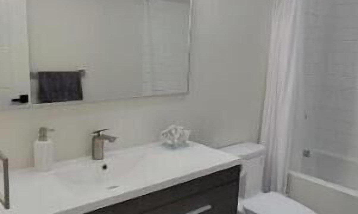 Photo of Bathroom in Tobermory