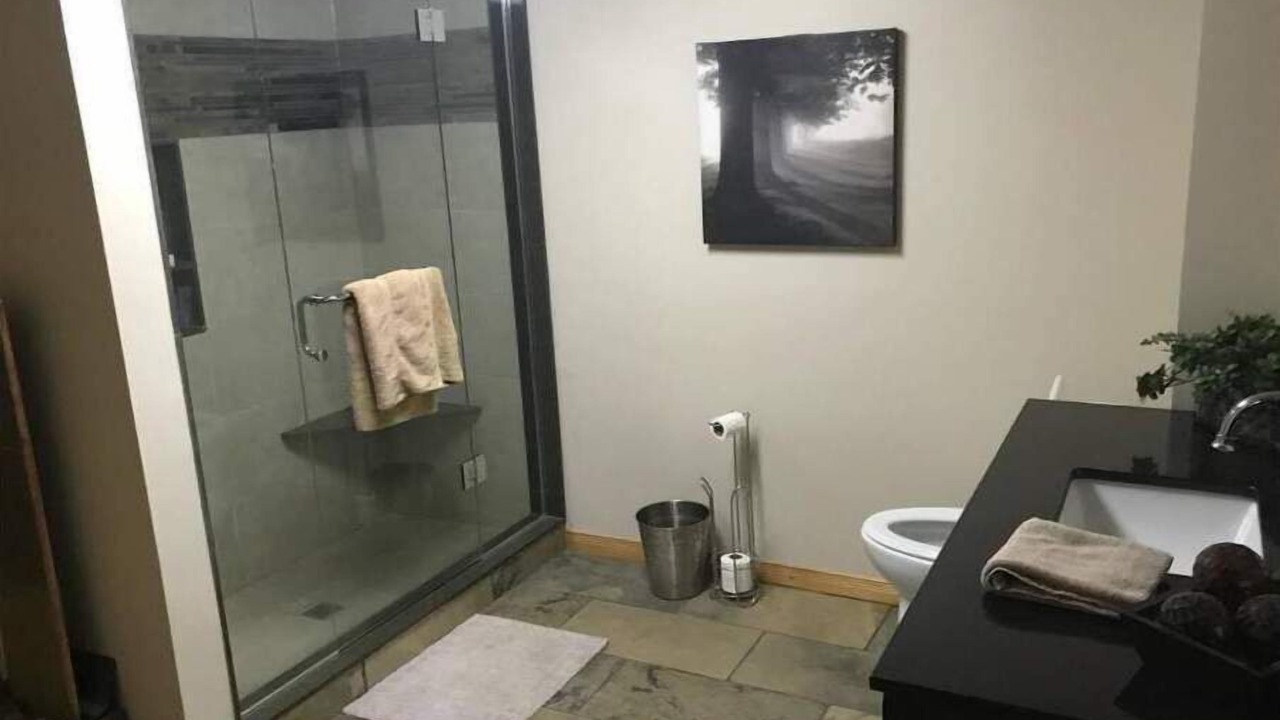 Photo of Bathroom in Algonquin Highlands