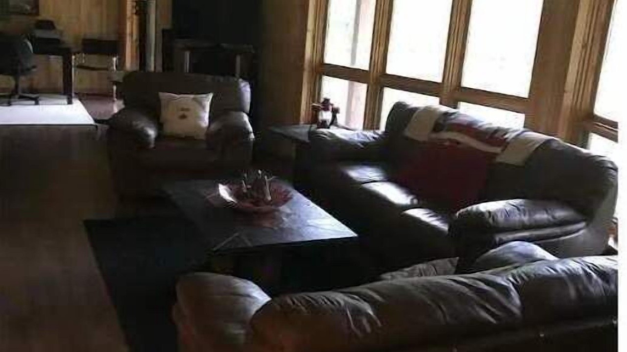 Photo of Livingroom in Algonquin Highlands