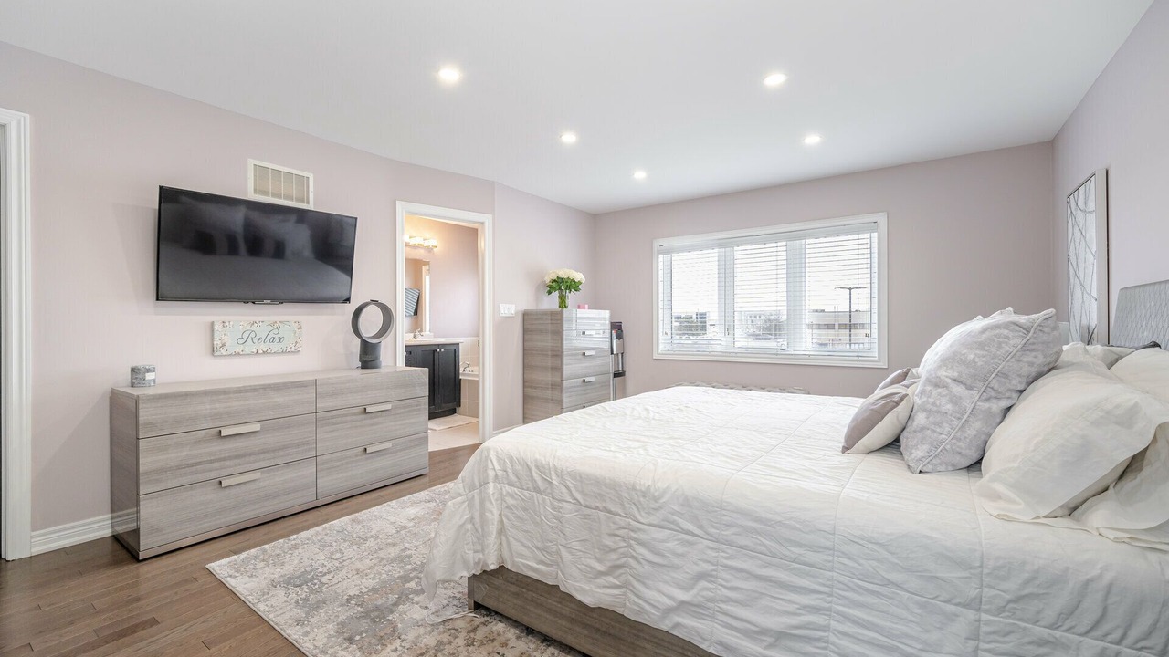 Photo of Bedroom in Vaughan