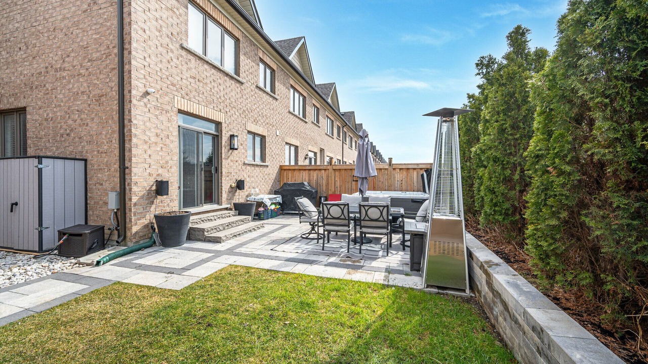 Photo of Outdoor in Vaughan