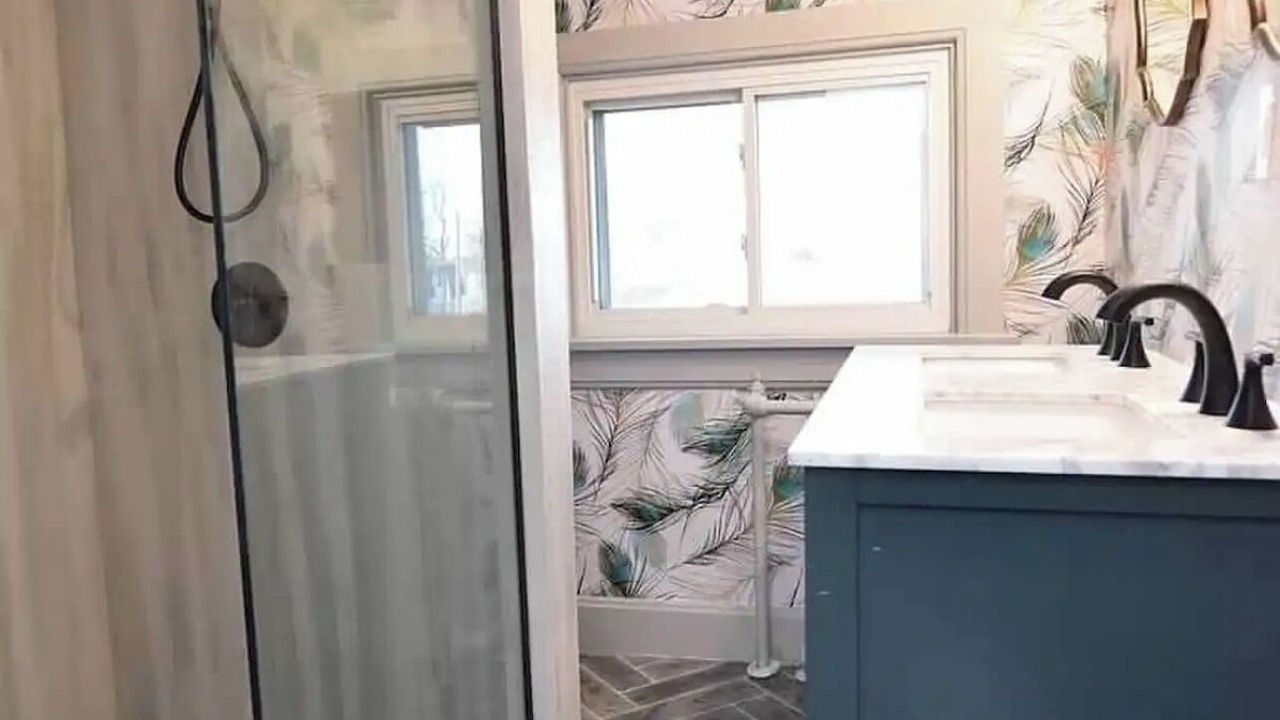Photo of Bathroom in Albert Lea