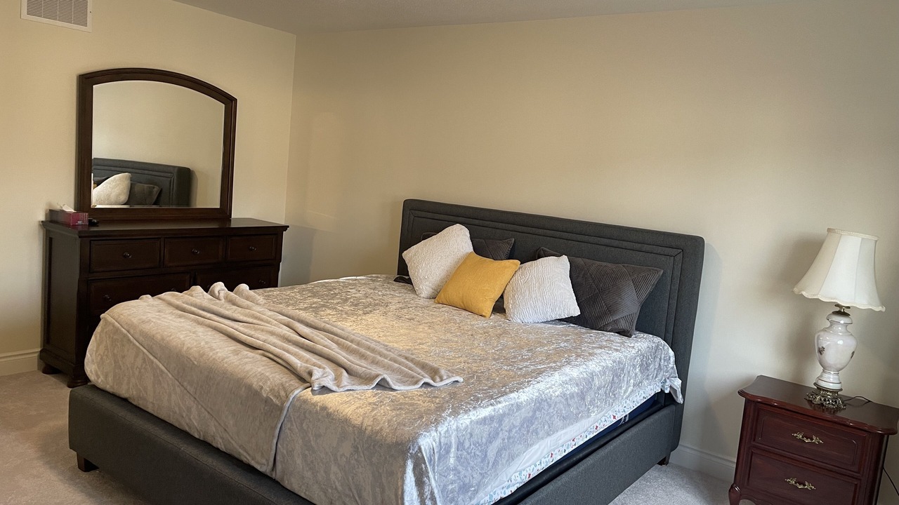 Photo of Bedroom in Lindsay