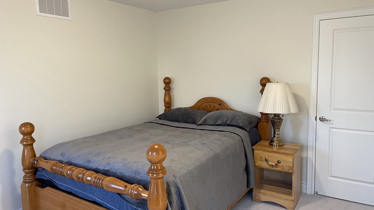Photo of Bedroom in Lindsay