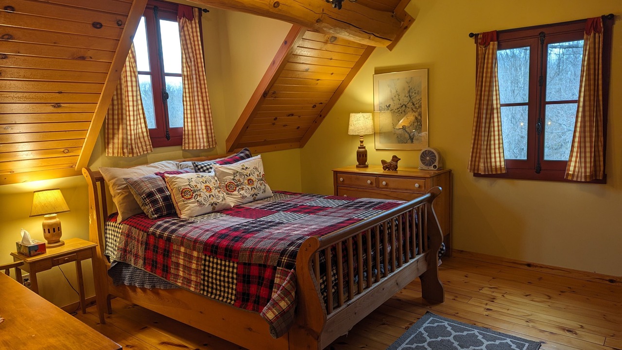 Photo of Bedroom in Frontenac
