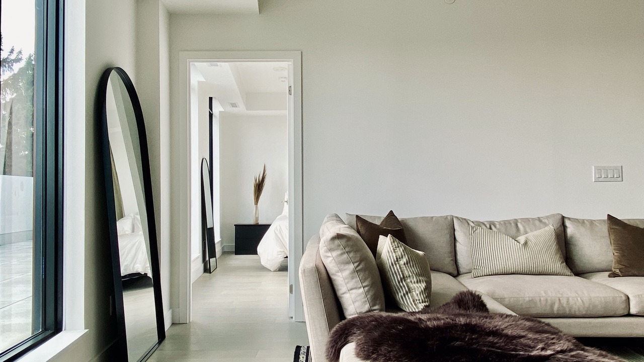 Photo of Livingroom in Lambton