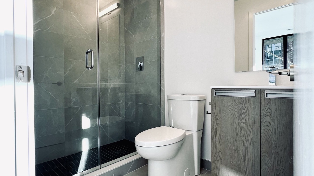 Photo of Bathroom in Lambton