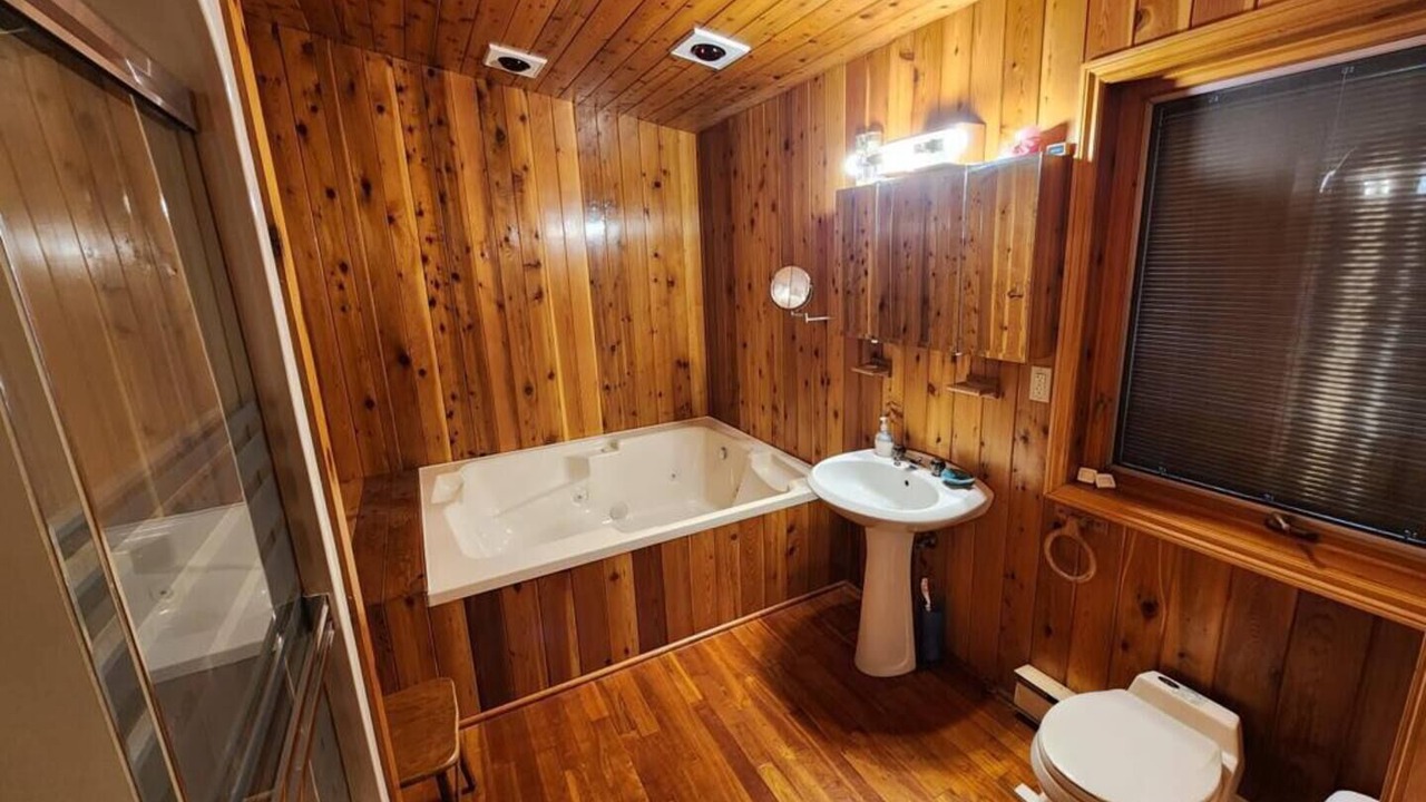 Photo of Bathroom in Minden