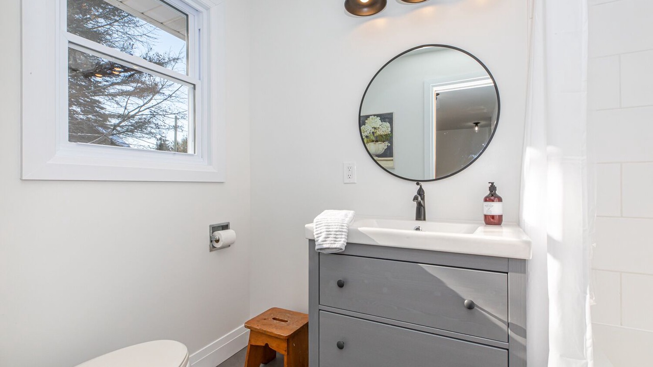 Photo of Bathroom in Ottawa Division