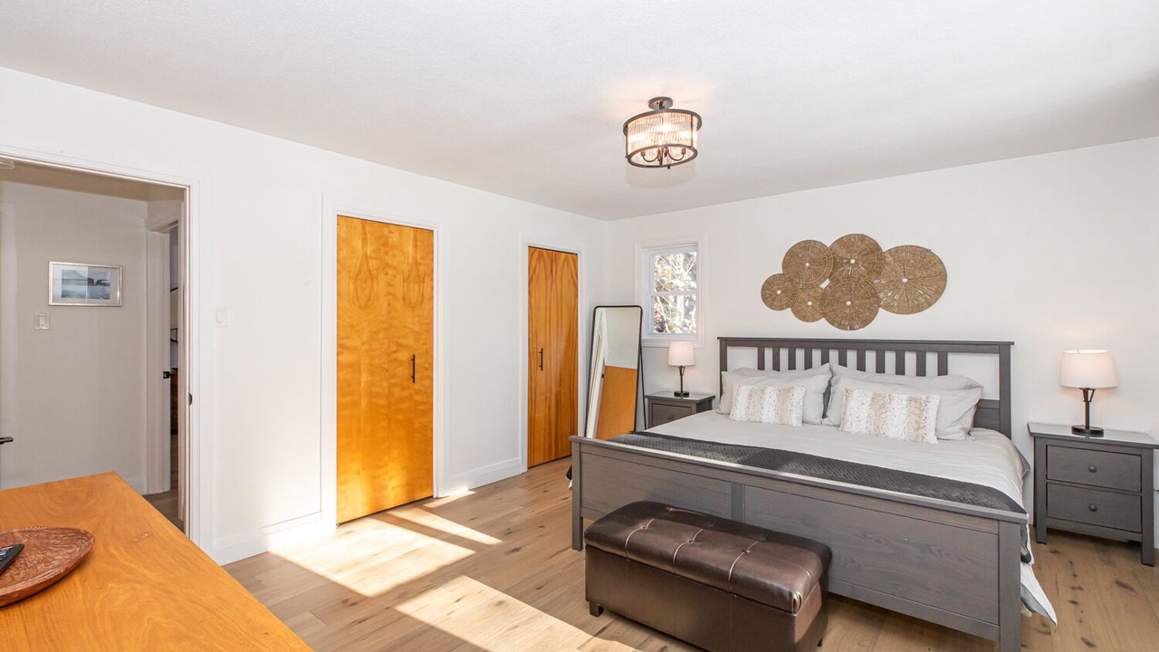 Photo of Bedroom in Ottawa Division