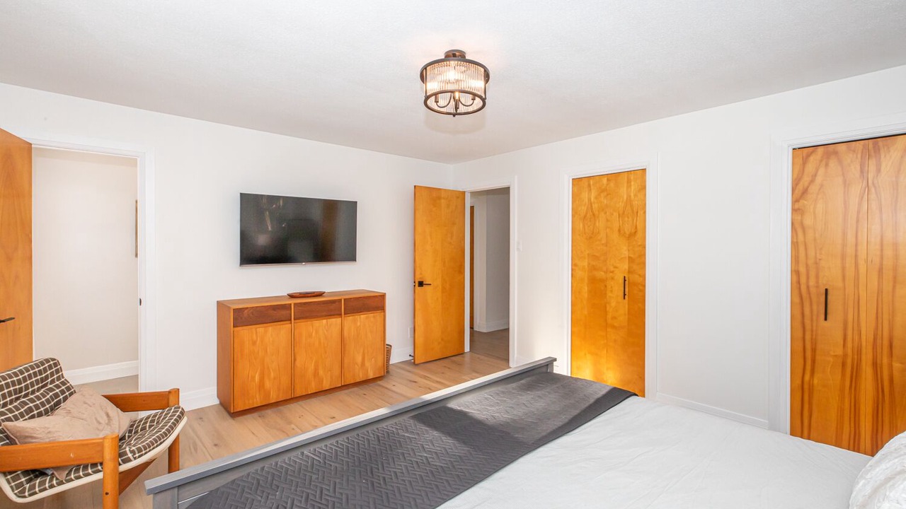 Photo of Bedroom in Ottawa Division