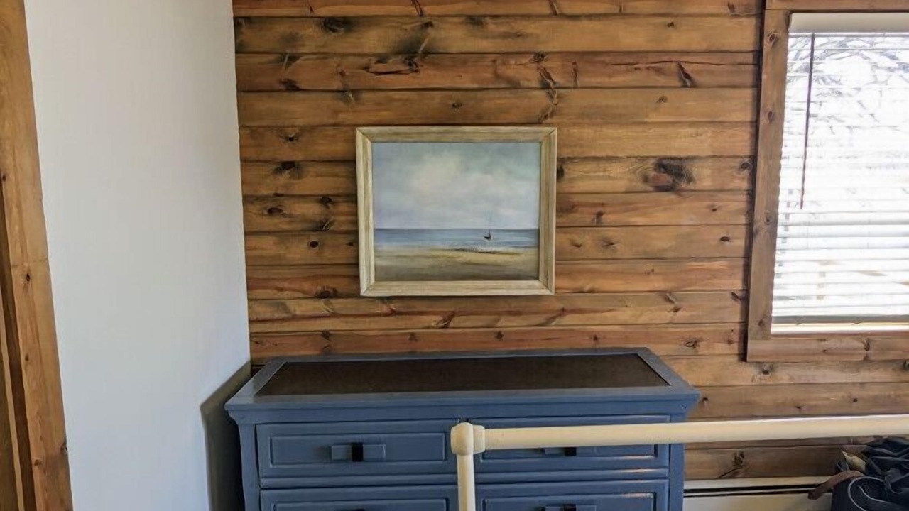 Photo of Bedroom in Maple Lake