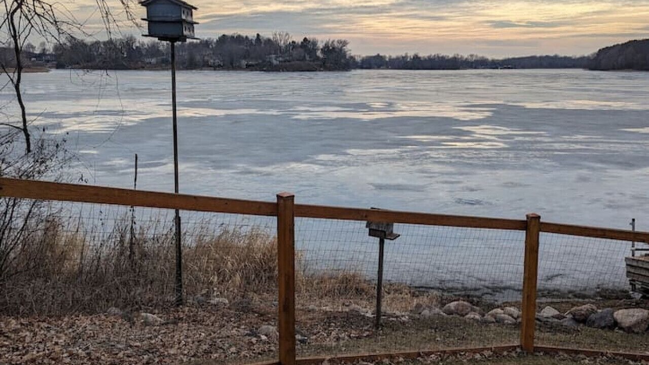 Photo of Outdoor in Maple Lake