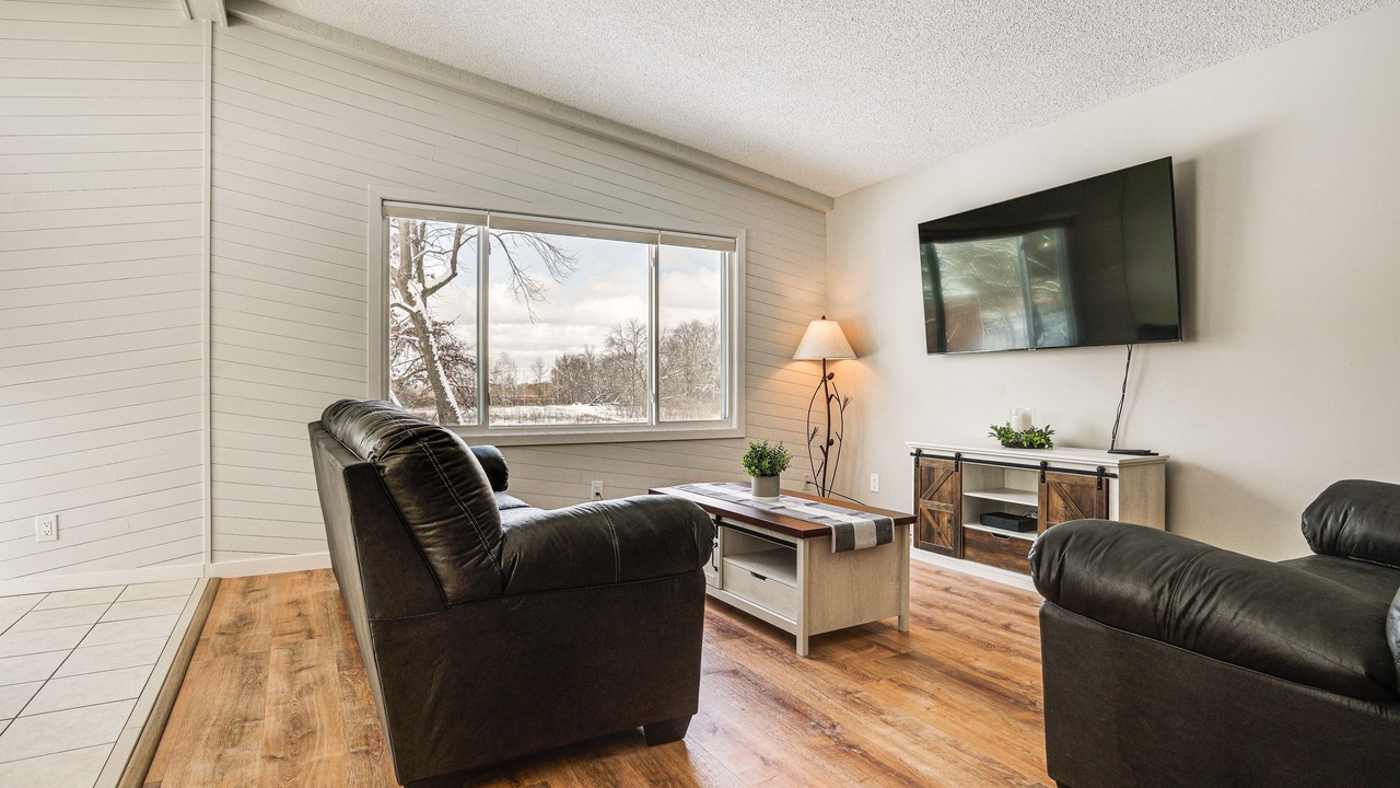 Photo of Bedroom in Blaine