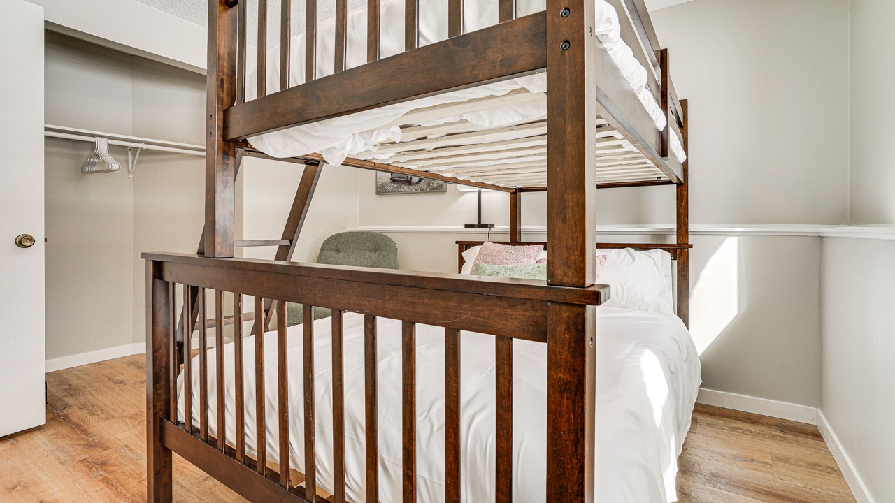 Photo of Bedroom in Blaine