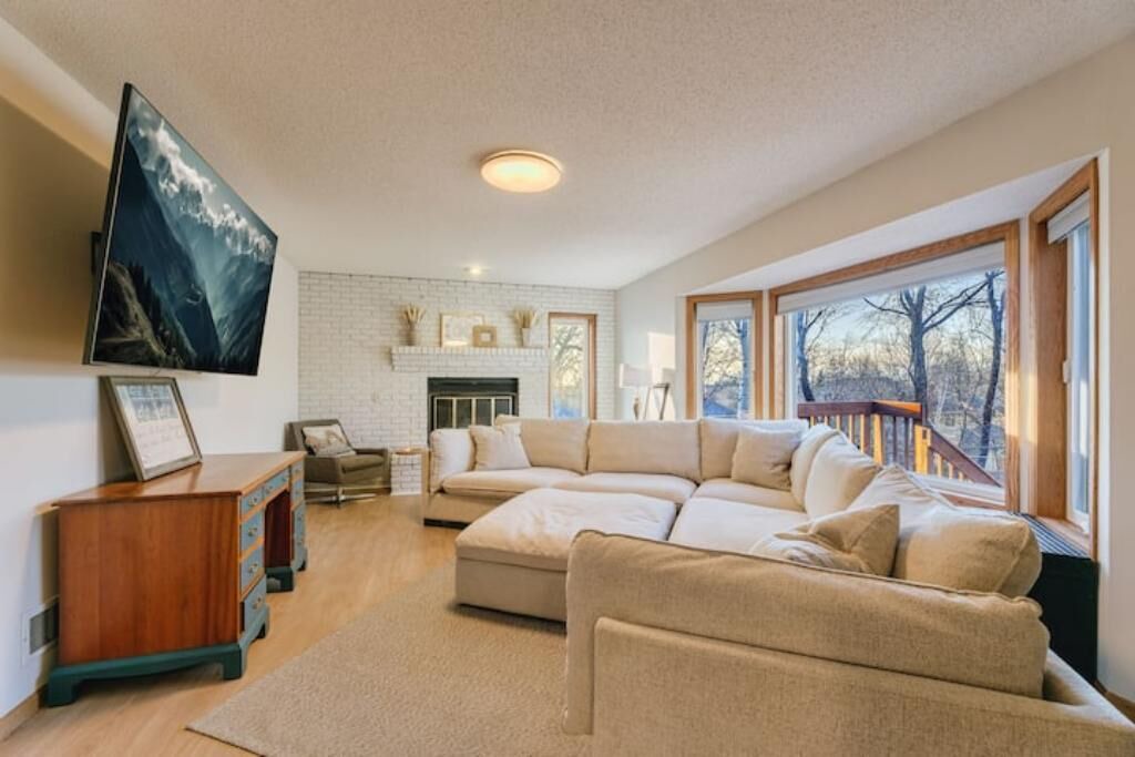 Photo of Livingroom in Burnsville