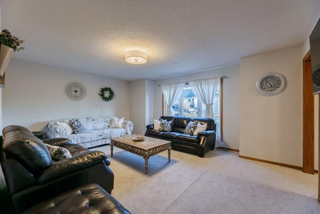 Photo of Livingroom in Burnsville