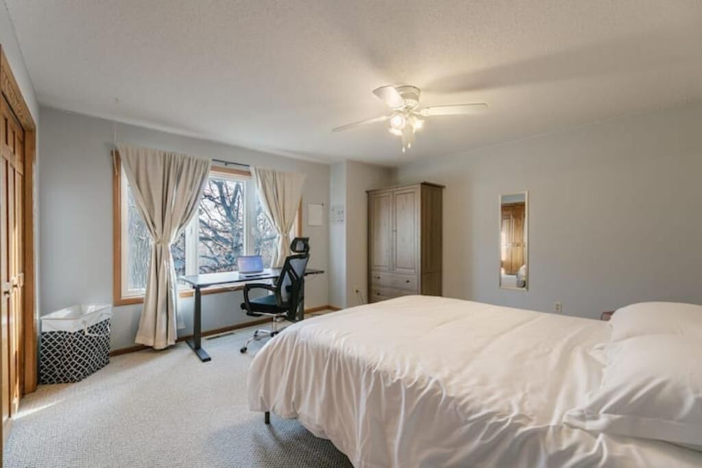 Photo of Bedroom in Burnsville