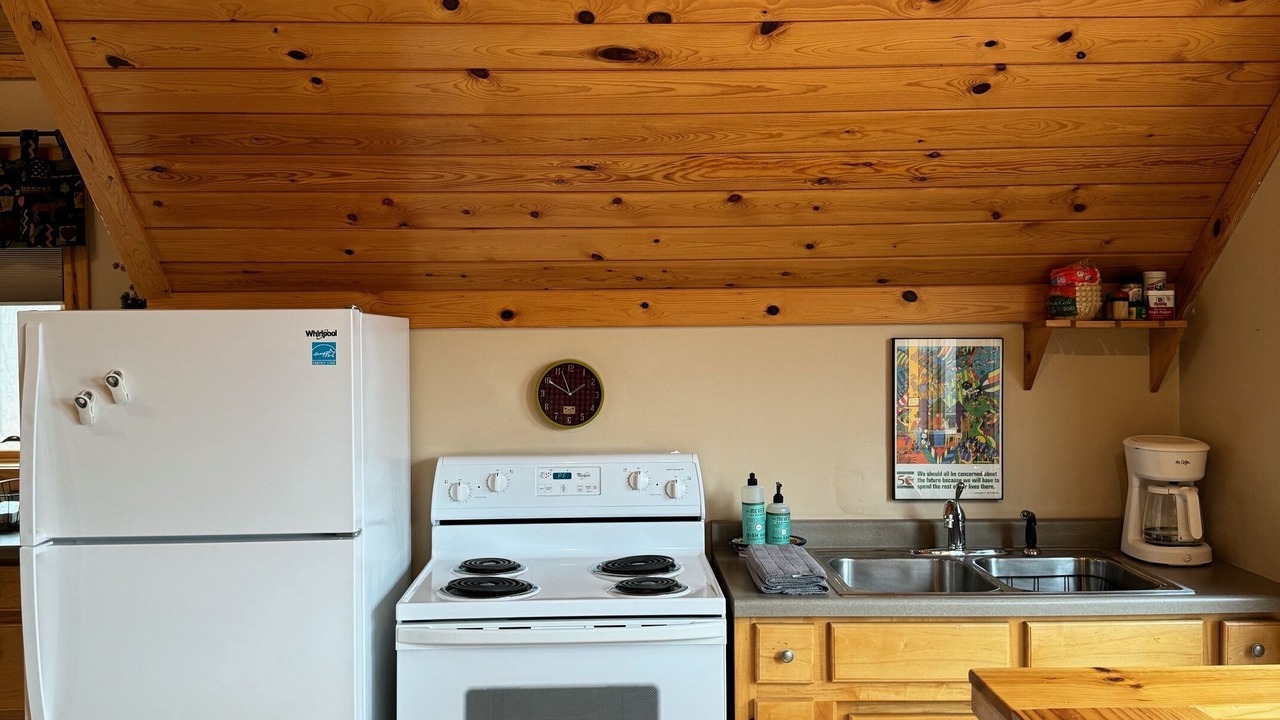 Photo of Kitchen in Federal Dam
