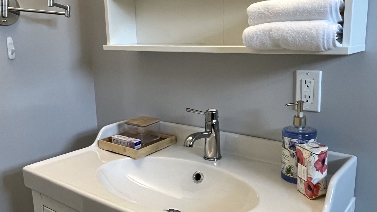 Photo of Bathroom in St. Catharines