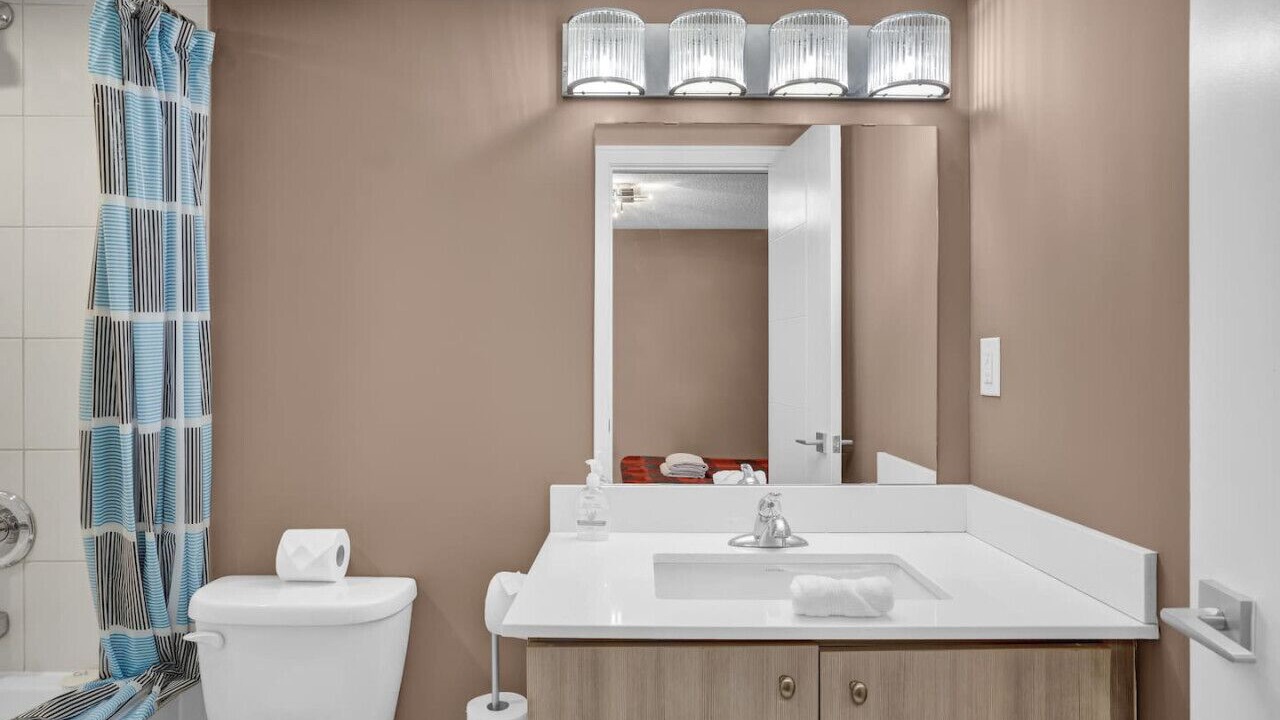 Photo of Bathroom in Mineola
