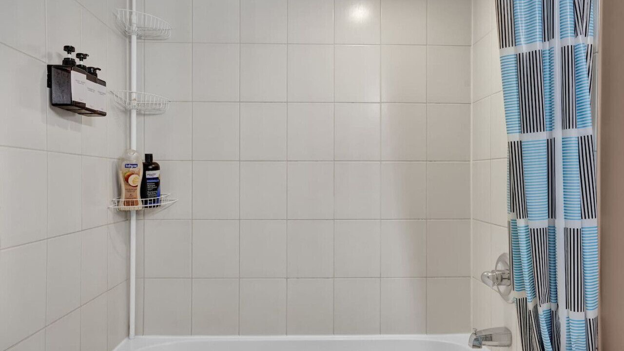 Photo of Bathroom in Mineola