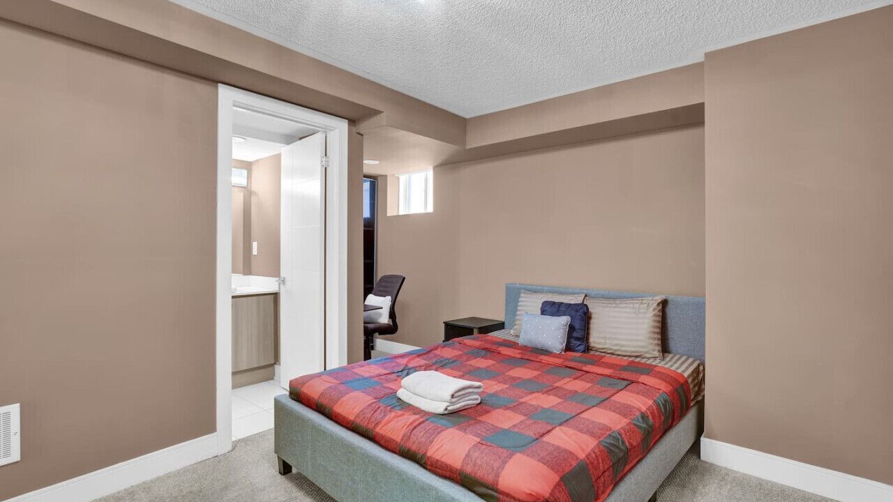 Photo of Bedroom in Mineola