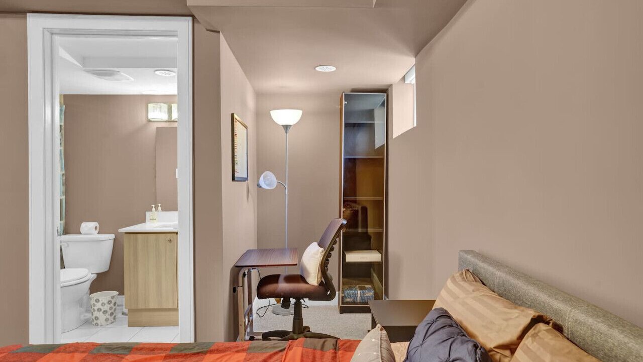 Photo of Bedroom in Mineola