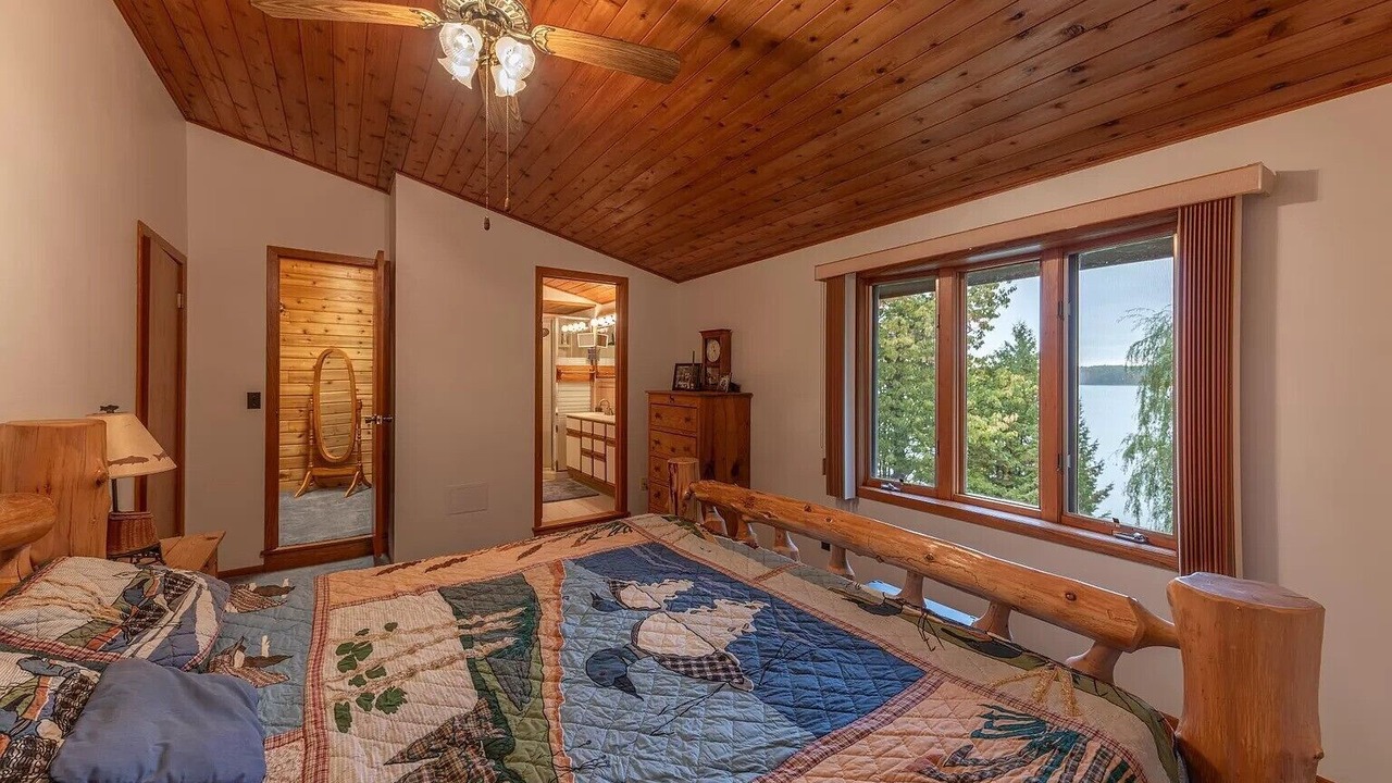 Photo of Bedroom in Remer
