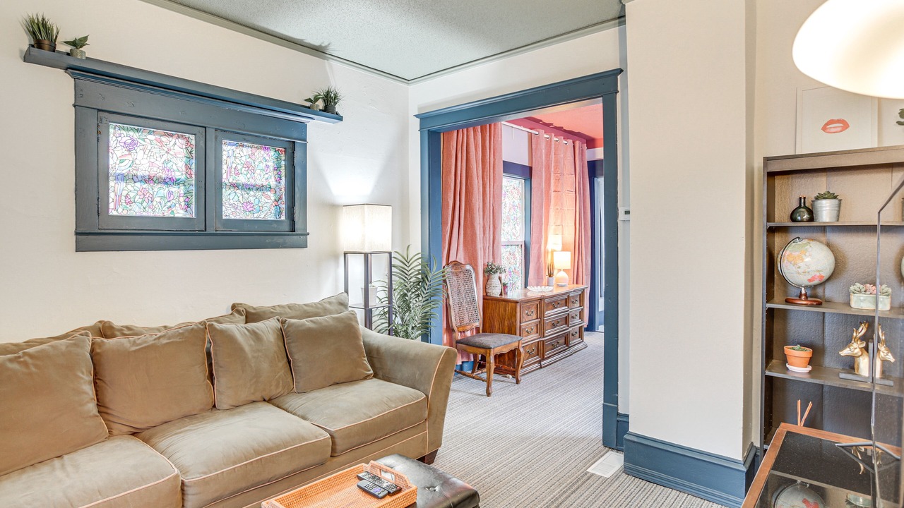 Photo of Livingroom in Lind-Bohanon