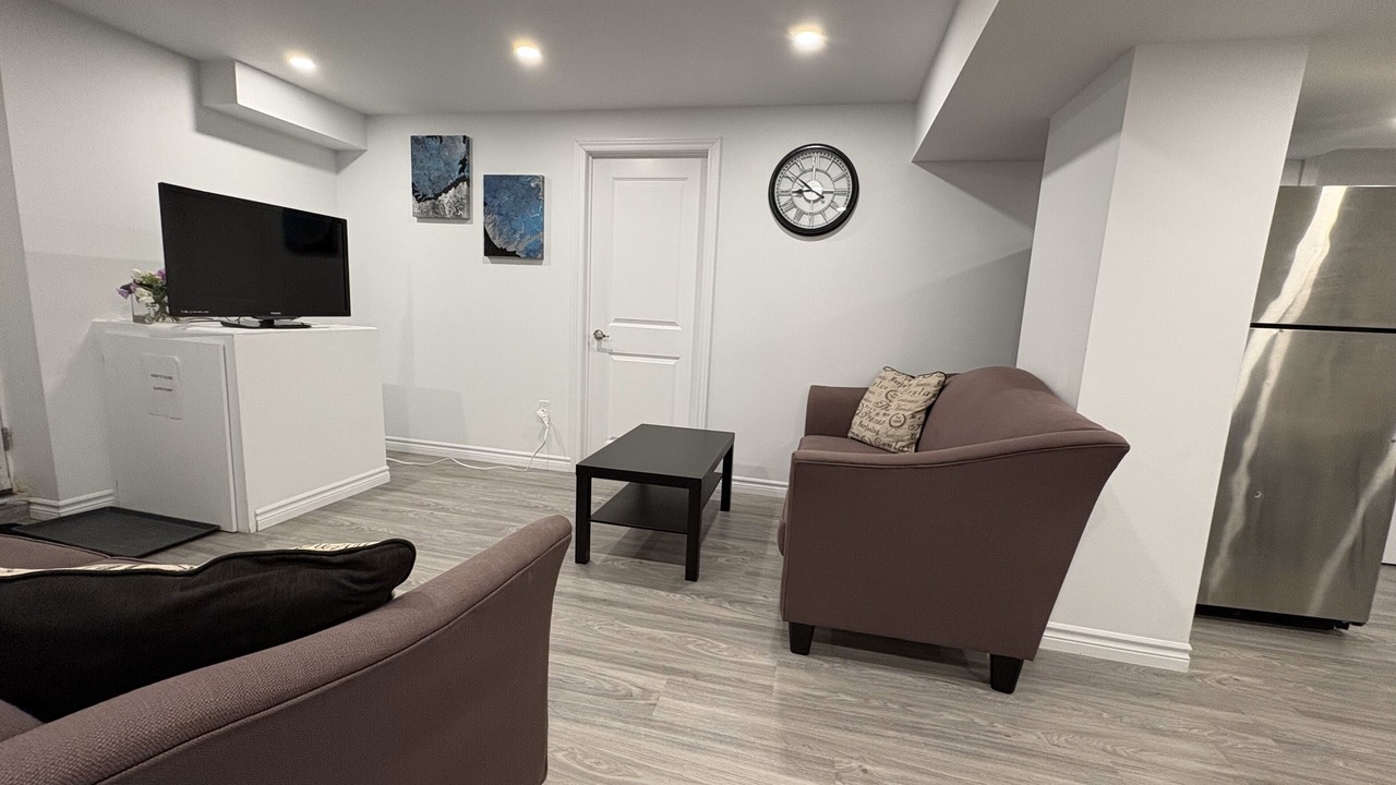 Photo of Livingroom in Thorold