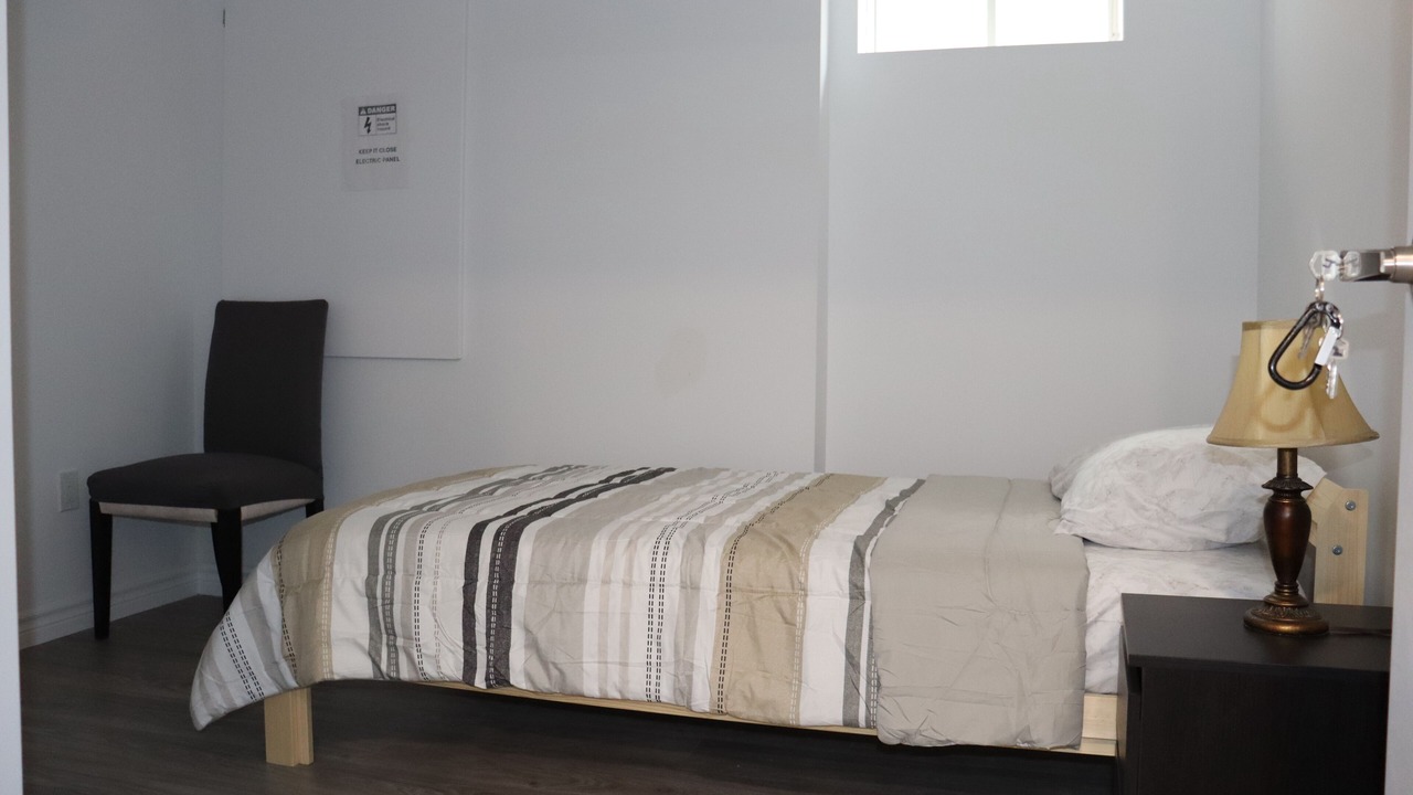 Photo of Bedroom in Thorold