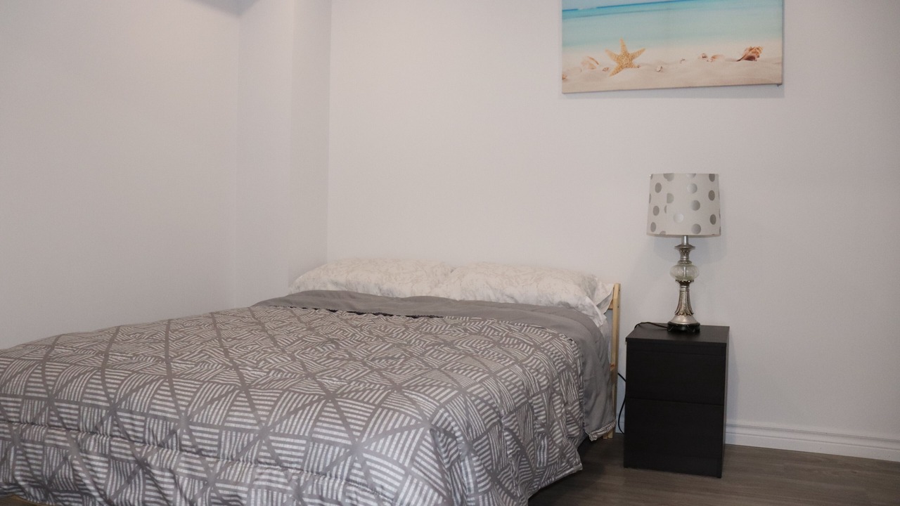 Photo of Bedroom in Thorold