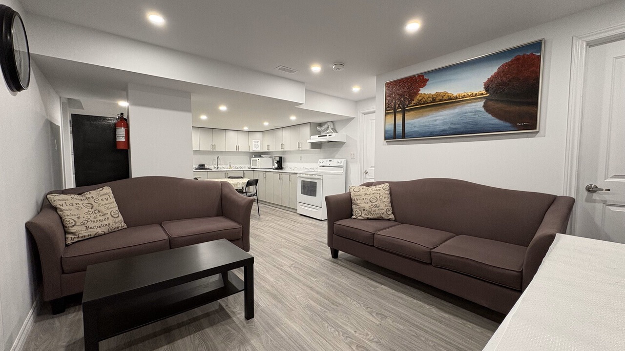 Photo of Livingroom in Thorold