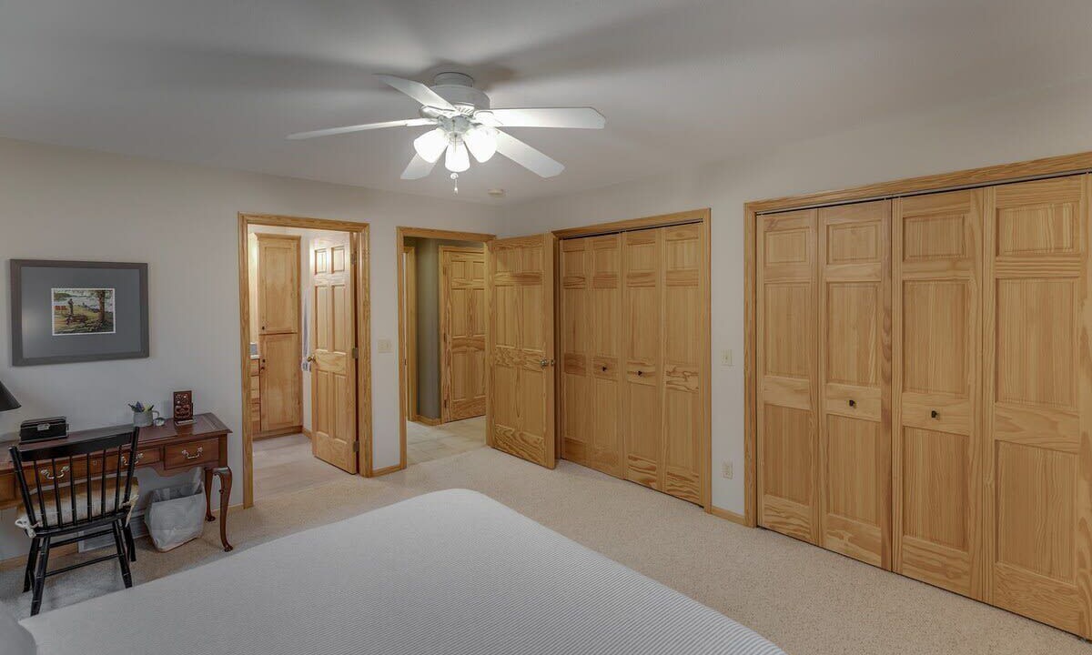 Photo of Bedroom in Walker
