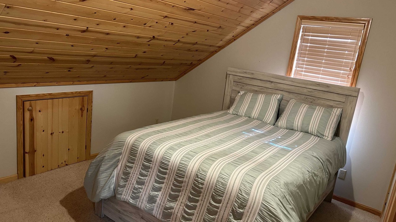 Photo of Bedroom in Walker