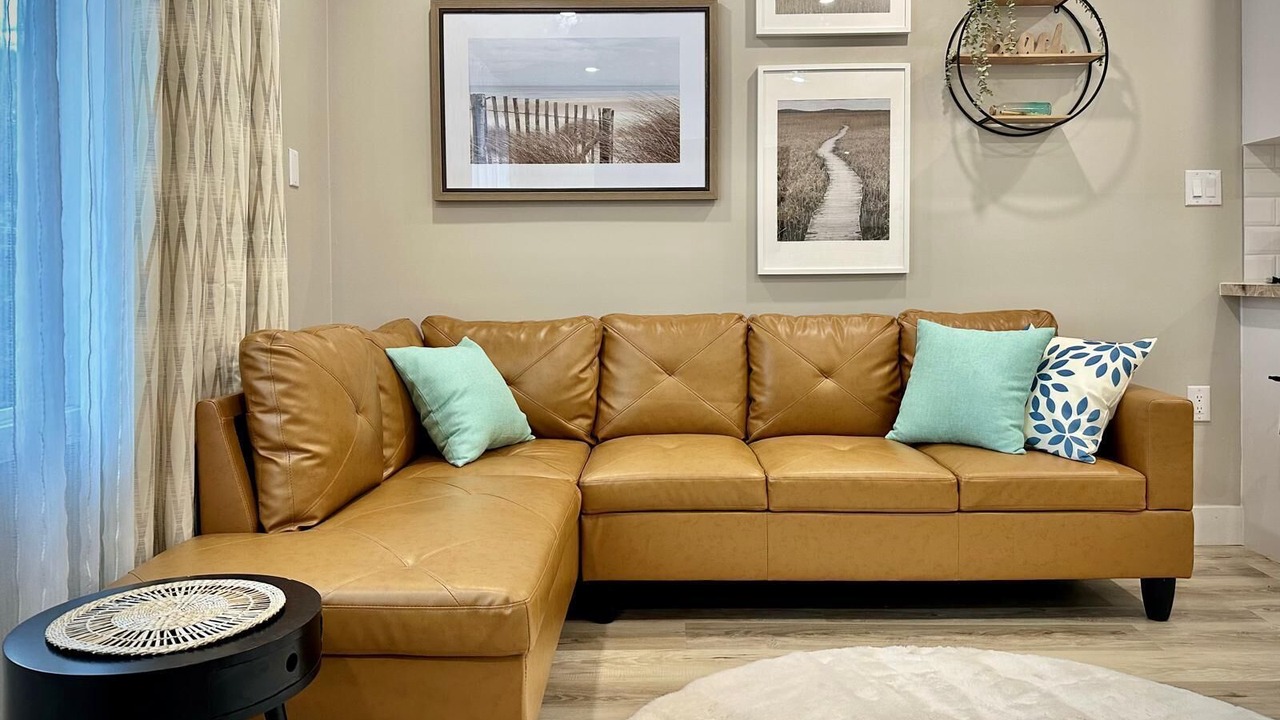 Photo of Livingroom in Port Stanley