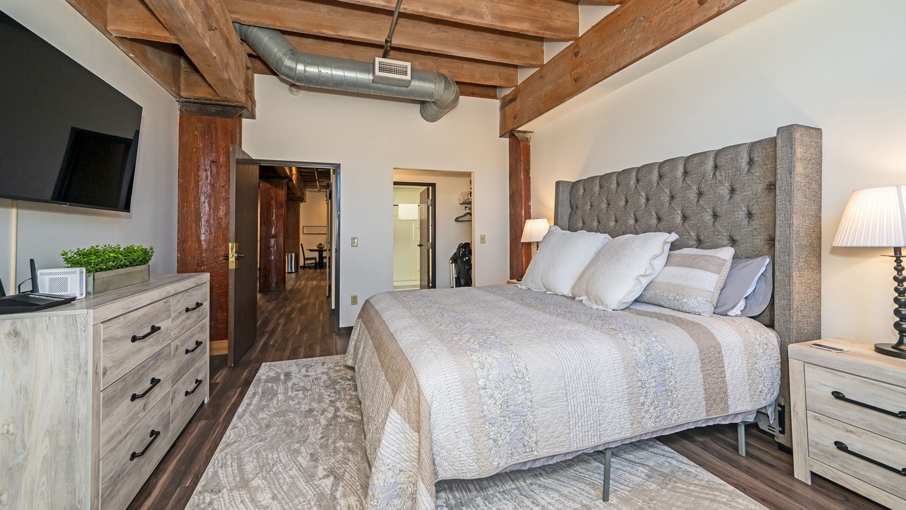 Photo of Bedroom in St. Louis County