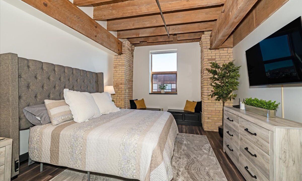 Photo of Bedroom in St. Louis County